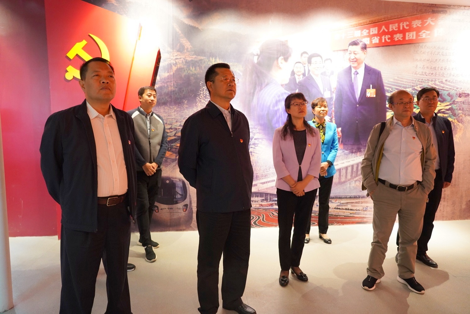 集团公司开展“不忘初心、切记使命”主题党日运动 <br/> — 旅行主题教育档案文献展